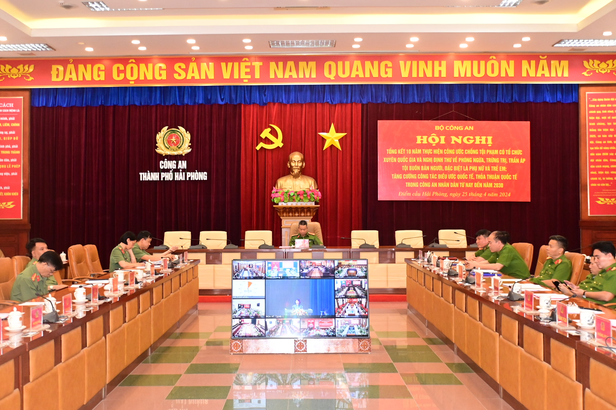 Tăng cường công tác điều ước quốc tế, thỏa thuận quốc tế trong Công an nhân dân